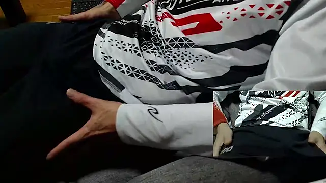 Yasu2000 online show from March 8, 11:03 am