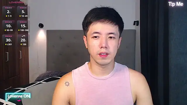 Addictiveboi online show from December 1, 8:06 am