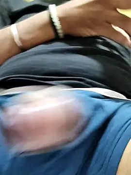 rocky4u7 online show from April 15, 8:14 am