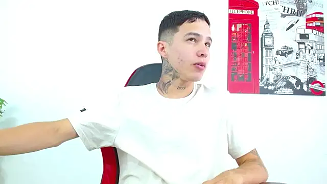 Cumandres18 online show from February 9, 2:44 pm