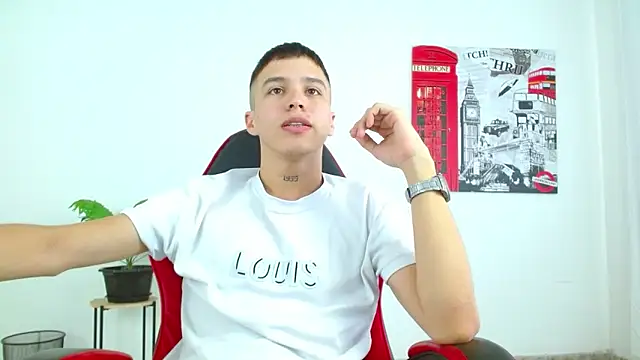 Cumandres18 online show from November 18, 2:43 pm