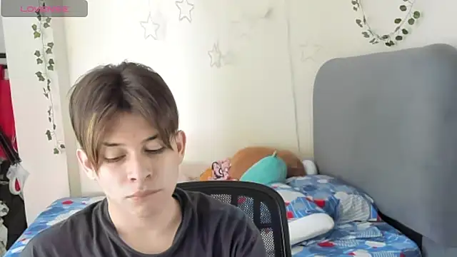 Snapshot of Felix_art chatting on October 8, 6:56 pm Felix art online show from October 8, 6:56 pm