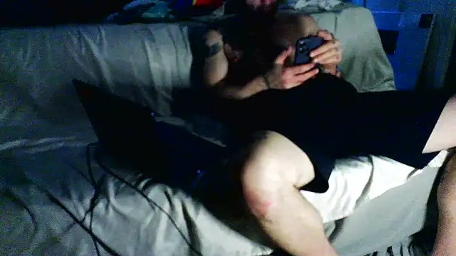 Luv2SuckBWC92 online show from March 7, 12:25 pm