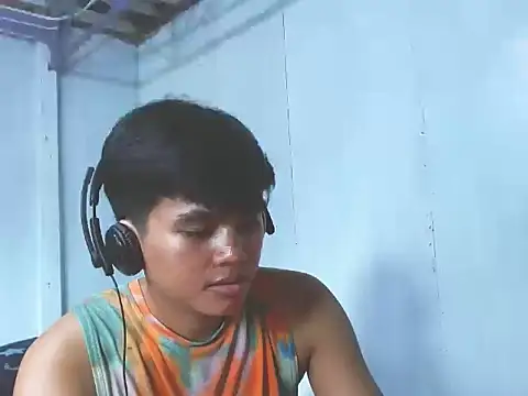 Snapshot of Alexx_143 chatting on September 15, 5:53 am Alexx 143 online show from September 15, 5:53 am