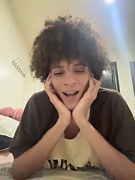 Max Rain online show from February 9, 1:54 am