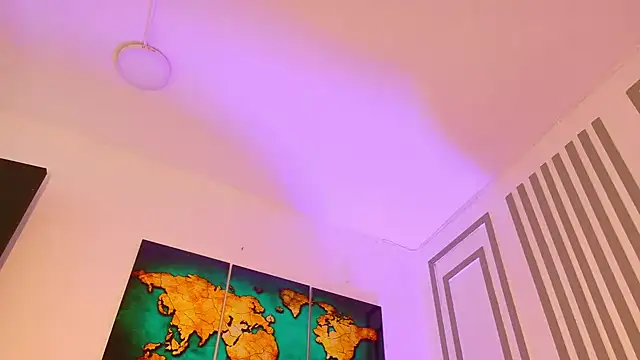 ALANNFERRER online show from November 6, 10:18 am