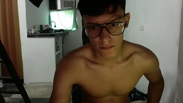 jesus311232 online show from October 18, 8:03 pm