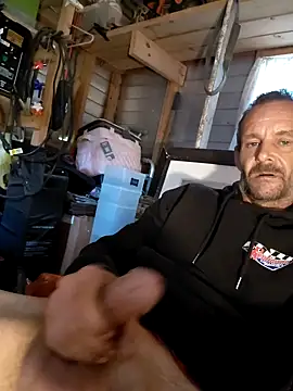 Hungwell1515 online show from November 17, 2:31 pm