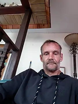 Hungwell1515 online show from January 13, 3:05 pm