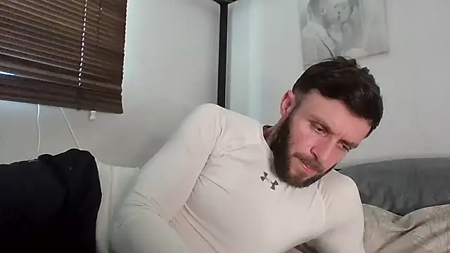 MasterJakeJohns online show from April 6, 12:17 pm