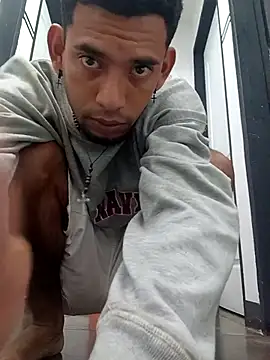 Negritohot2828 online show from January 18, 11:29 pm