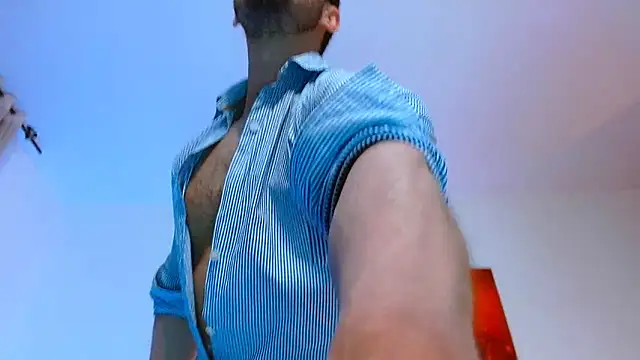 Axel Lover online show from October 11, 12:03 am