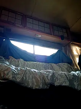 ShawnandDani7074 online show from March 28, 1:22 pm