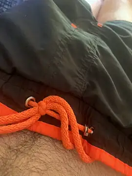 MuzzyFacing online show from June 8, 10:38 am