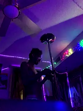 Triggerhappycj100 online show from October 12, 11:43 pm