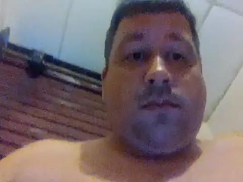 cesar20080 online show from April 28, 10:36 pm