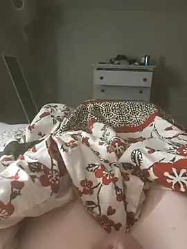 Lavoieya online show from October 29, 6:05 am