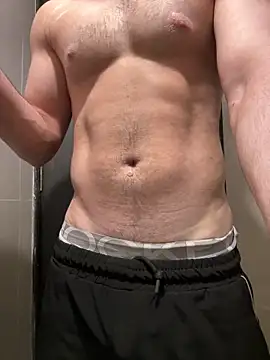 FitNhot sam online show from March 7, 8:06 pm