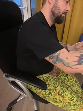 DavidMaros online show from November 30, 5:42 am