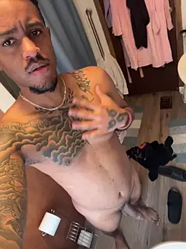 tyrek5051 online show from December 17, 7:20 pm