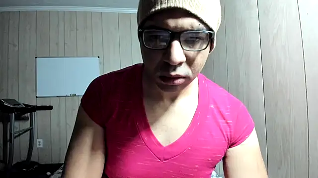 Snapshot of NaturalBeautyQueen chatting on October 17, 9:35 am NaturalBeautyQueen online show from October 17, 9:35 am