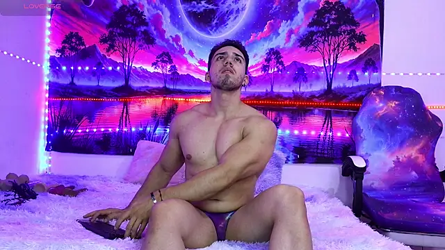 Liam forest  online show from April 9, 2:34 pm