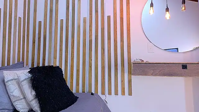 yorbymaxx online show from February 24, 1:01 pm