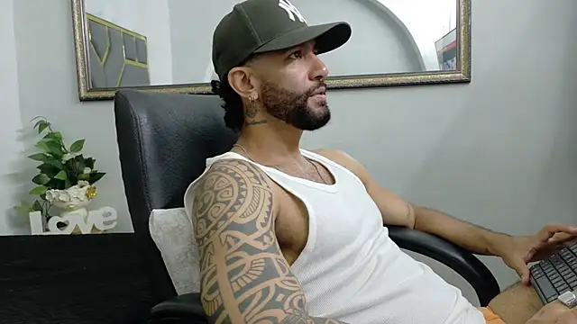 yorbymaxx online show from September 17, 2:18 pm