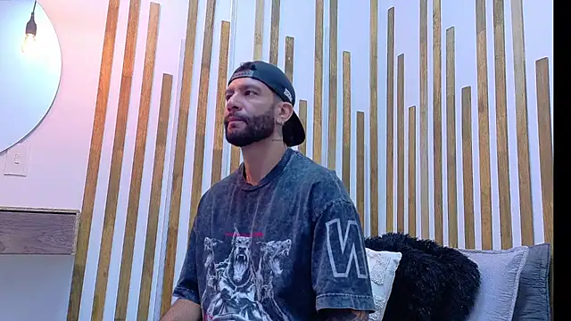 yorbymaxx online show from March 3, 1:51 pm