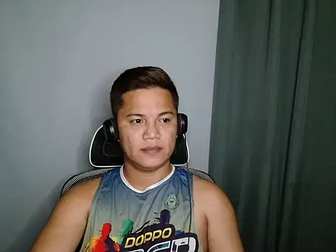 KenzoFxcker online show from March 28, 4:07 pm