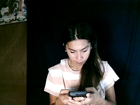 Asian PrettyAle online show from October 31, 1:40 am