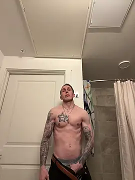 Bradddd73 online show from October 24, 1:18 am