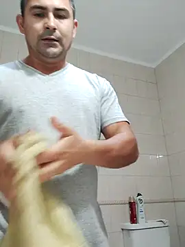 Bradd 32 online show from March 4, 11:17 am