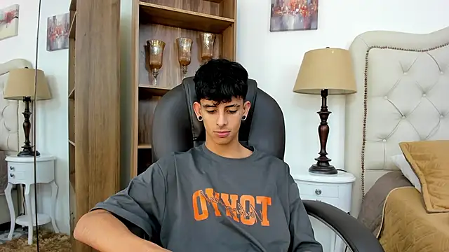 Ibratxandy online show from May 21, 6:34 pm