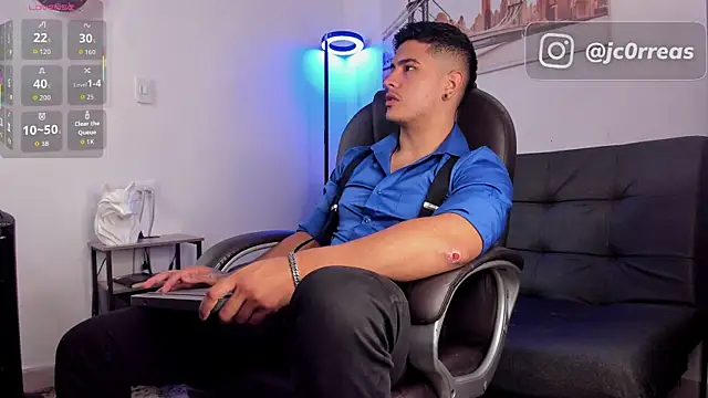  Juanes online show from December 5, 11:01 pm