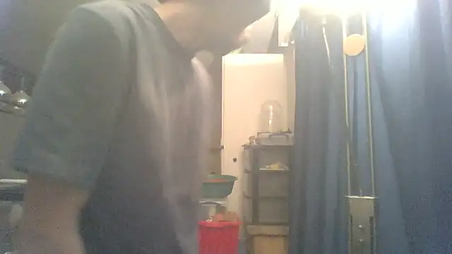 dikkefluit online show from April 19, 3:17 am