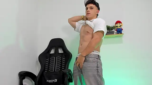 Mikecooper online show from February 23, 7:21 am