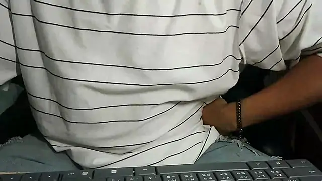 bigbb101011 online show from November 11, 1:49 pm