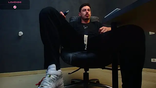 EnzoRace online show from October 27, 5:54 am