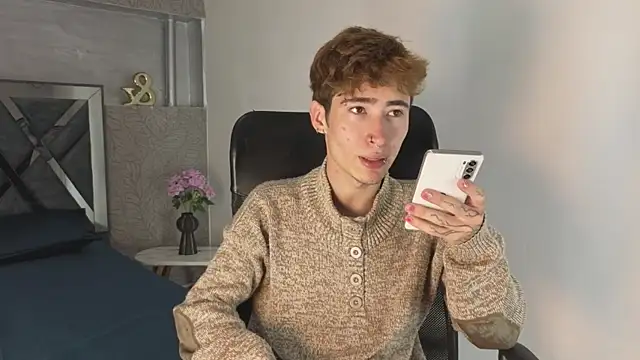  DantFox  online show from January 15, 8:11 pm