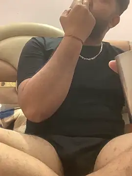 amitsharma7868 online show from March 3, 4:25 pm