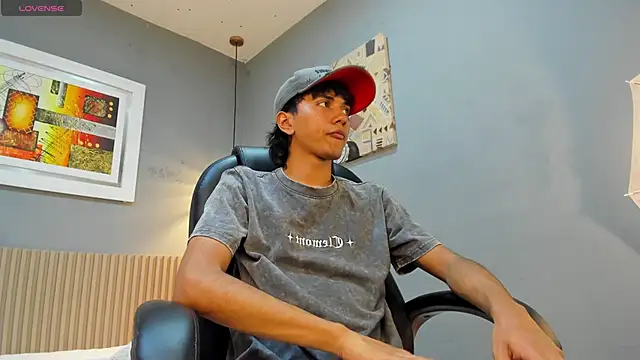 markbowie online show from March 11, 8:16 pm