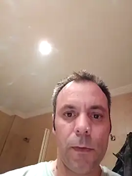 Snapshot of manchego85 chatting on October 15, 10:28 pm manchego85 online show from October 15, 10:28 pm