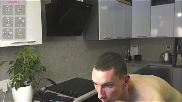 BoyTurtle online show from September 23, 5:12 pm