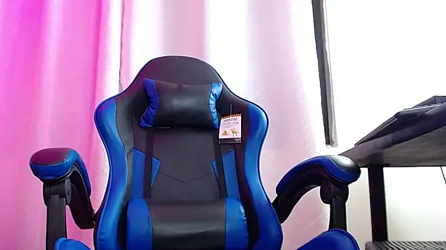 setthomas online show from September 25, 3:00 pm