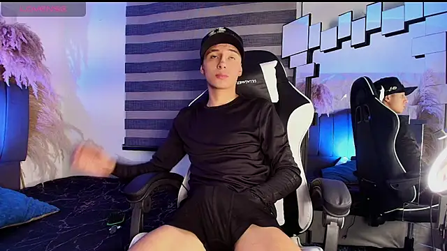 Isaac tan online show from March 6, 12:18 am