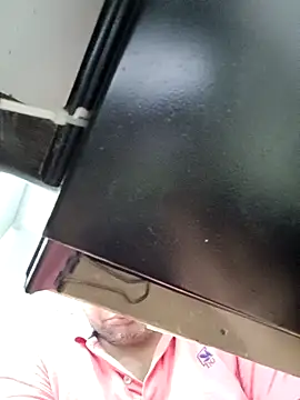 Hot more online show from October 3, 1:32 am