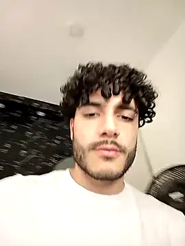 Rafael Mendezz online show from February 18, 8:50 pm