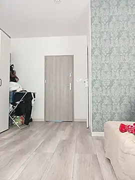 pajarics online show from October 3, 12:10 pm