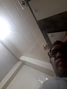 Hot-boy077 online show from November 1, 9:19 pm